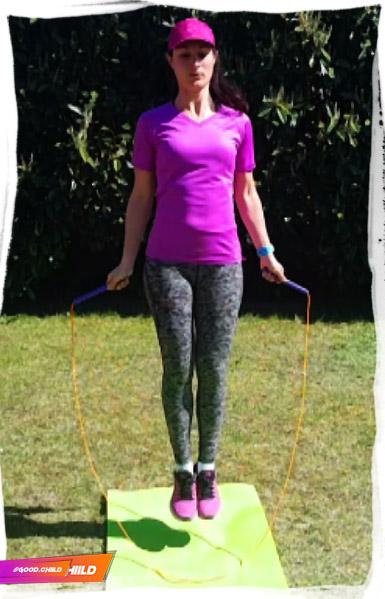posture de base pour apprendre à sauter à la corde - trucs de sportive (fanny bonenfant)